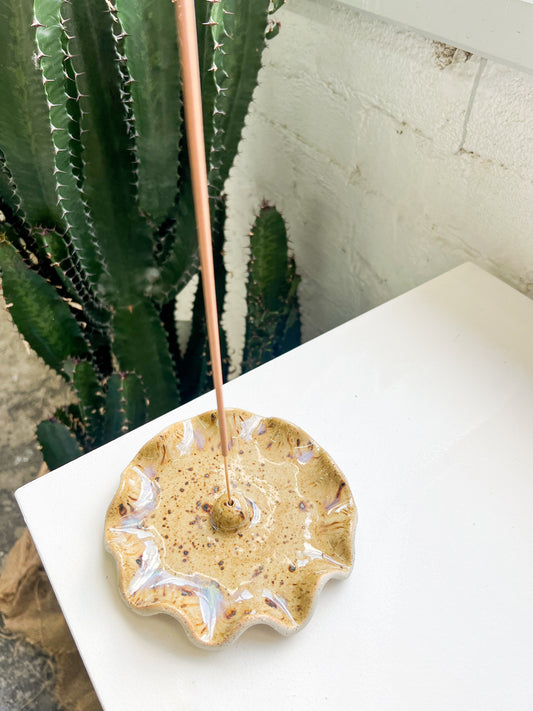 Shell Incense Holder - Coffee